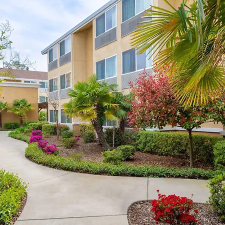 Courtyard By Marriott Sacramento Cal Expo-2